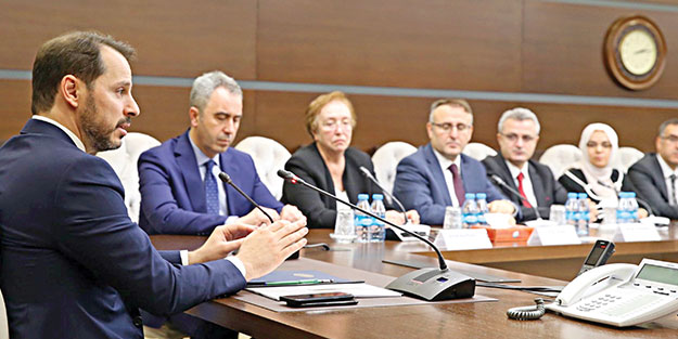 Vergi reformunu görüştü