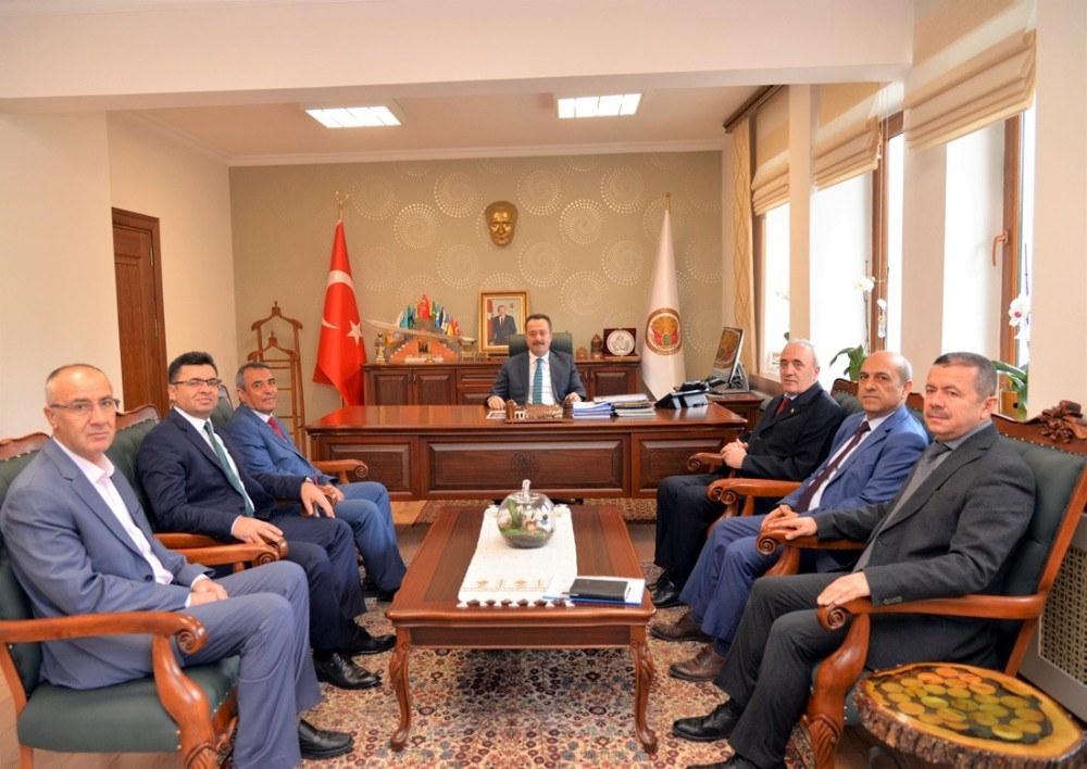 Vergi ülke kalkınmasında ve ekonomik büyümesinde önemli 