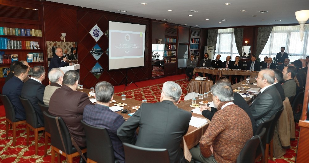 Veteriner Fakülteleri Dekanlar Konseyi Atatürk Üniversitesi’nde gerçekleşti 