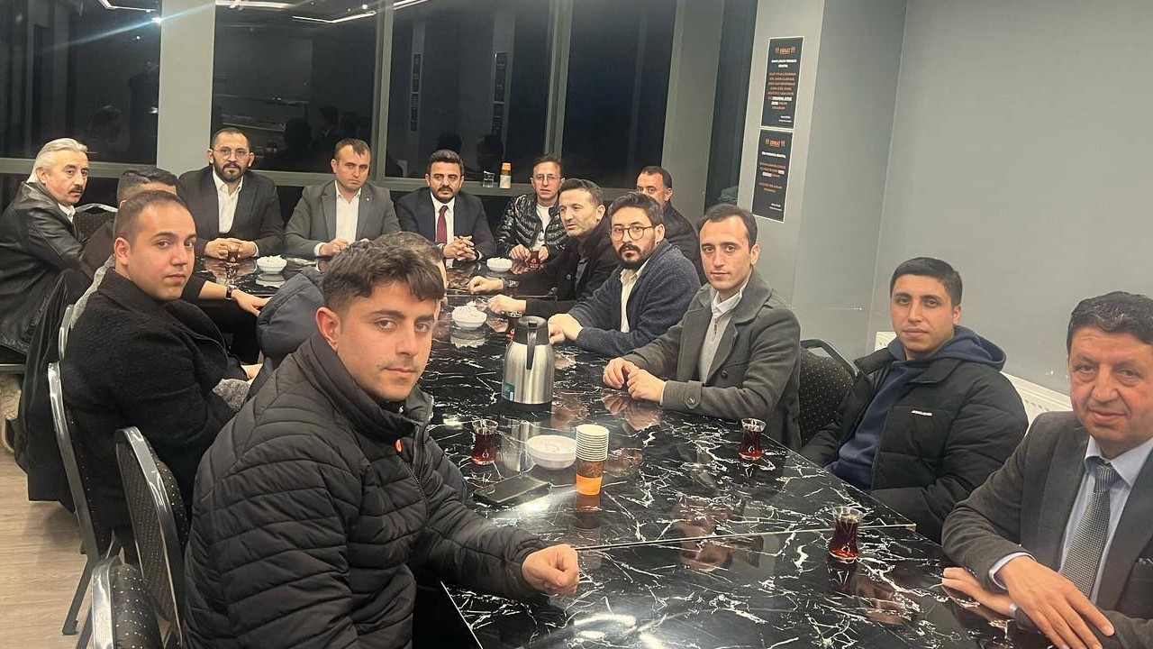 VEZDEF iftarda buluştu: Çanakkale şehitleri için mevlit okutuldu