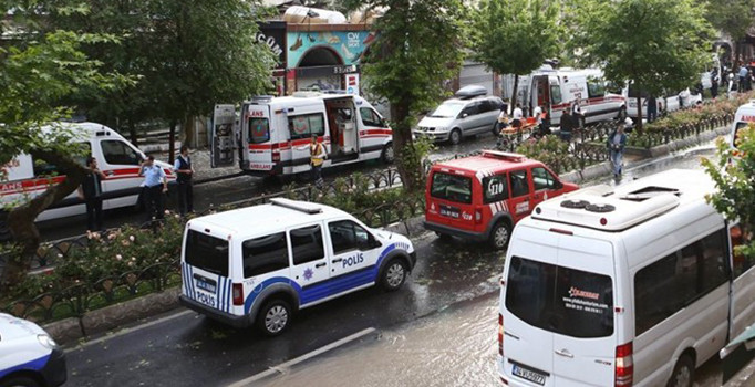 Vezneciler'de, bomba imha ekipleri kontrollü patlama gerçekleştirecek