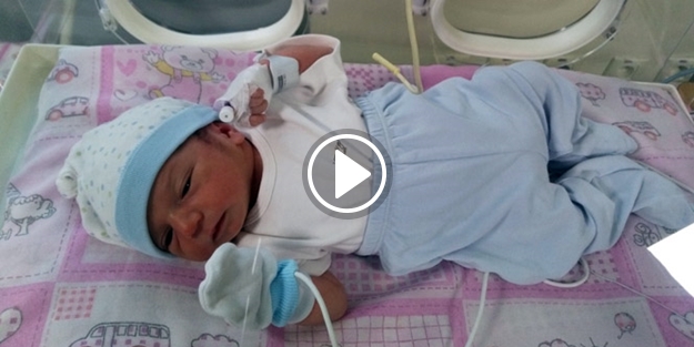 Vicdansız anne bebeğini çöpe attı