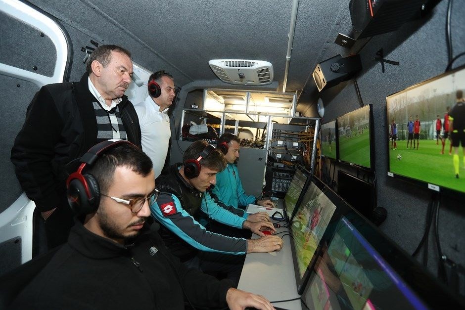 Video Yardımcı Hakem ilk kez çevrimiçi denendi
