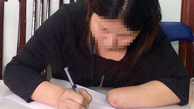 Vietnam'da sigortadan para almak için bacağını kesti