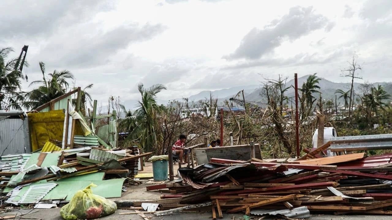 Vietnam’da tayfun felaketi! Binlerce kişi tahliye edildi