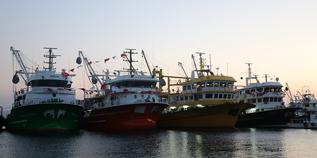 Vira Bismillah demek için toplandılar!