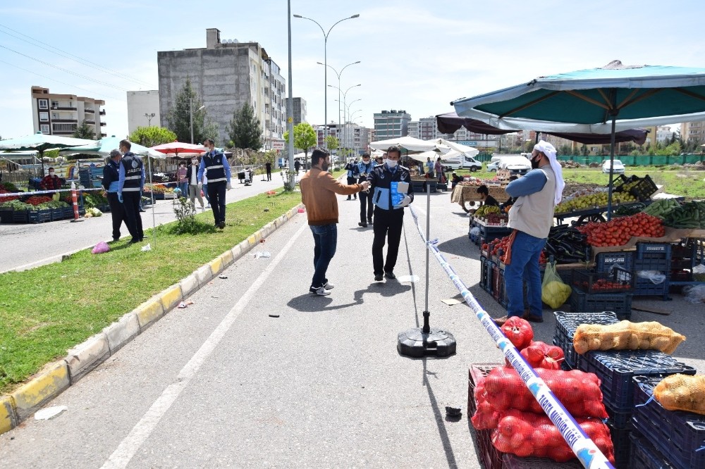 Viranşehir’de semt pazarlarında koronavirüs önlemleri 