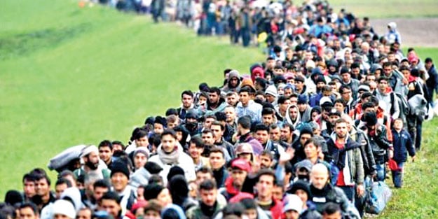Virüs, düzensiz göçü en düşük seviyeye indirdi