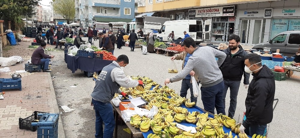 Virüs nedeniyle semt pazarları kurulmayacak 