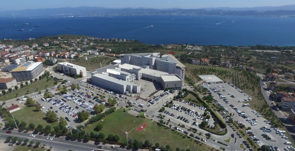 Virüsle mücadele eden sağlık çalışanlarından ek ödeme paylaşımı 