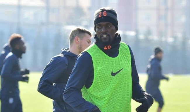 Visca ve İrfan Can'dan Adebayor yorumu