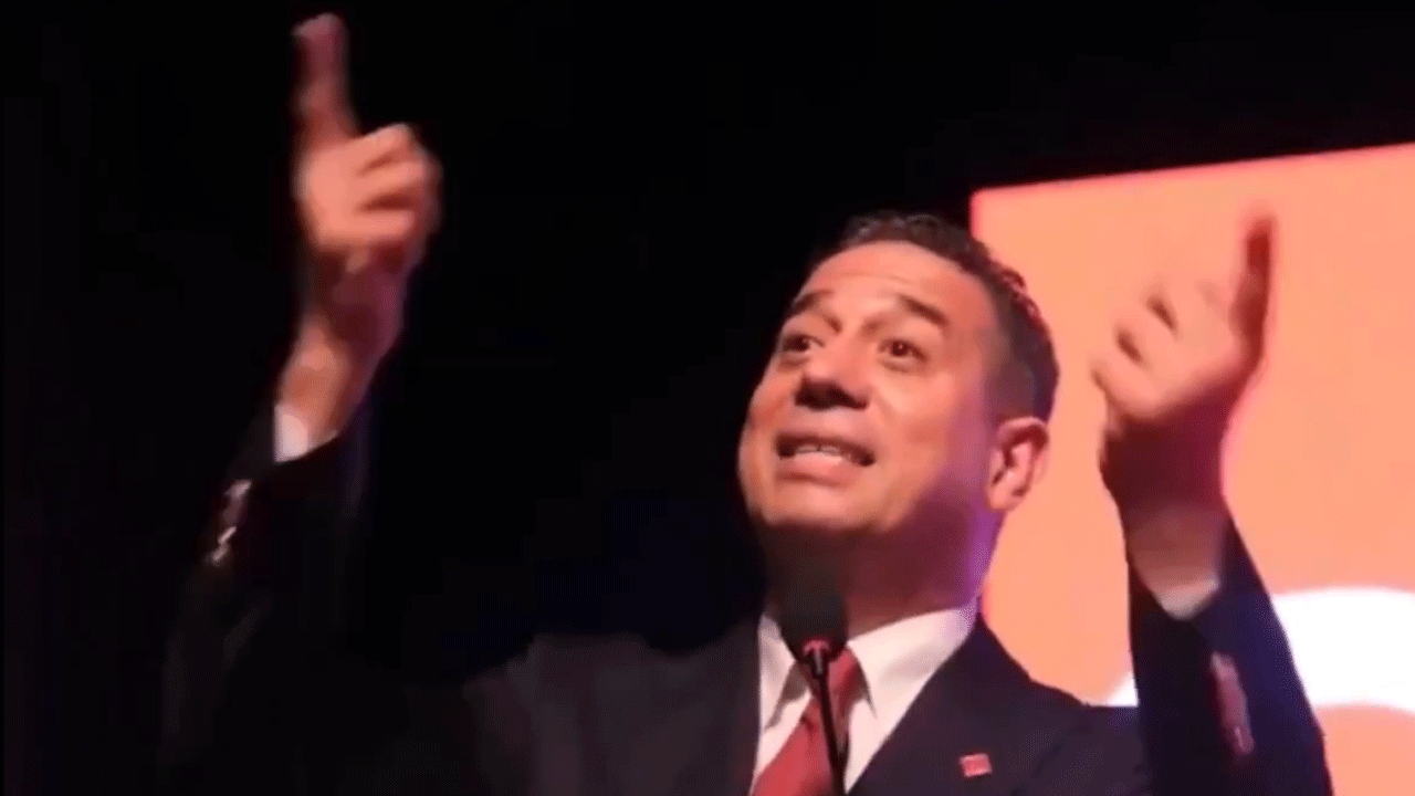 Viskiyle 5 binlik puroyu birlikte çekince böyle oluyor! Başarır: "Bu mücadele namuslularla namussuzların mücadelesi!"