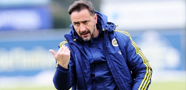 Vitor Pereira zeminden dert yandı!