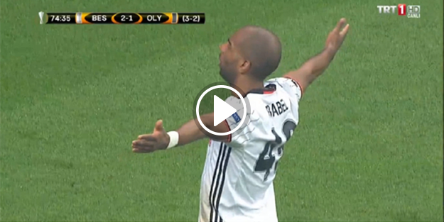 Vodafone Arena'da çeyrek finali getiren anons!