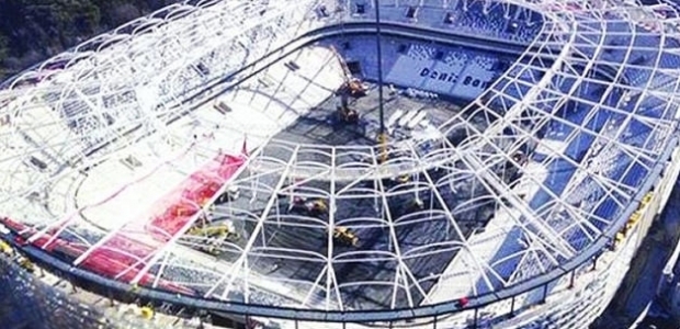 Vodafone Arena'nın çatısına örtü!