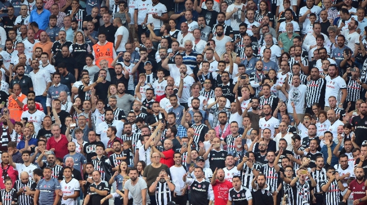 Vodafone Park’ta gerginlik: Gözaltılar var