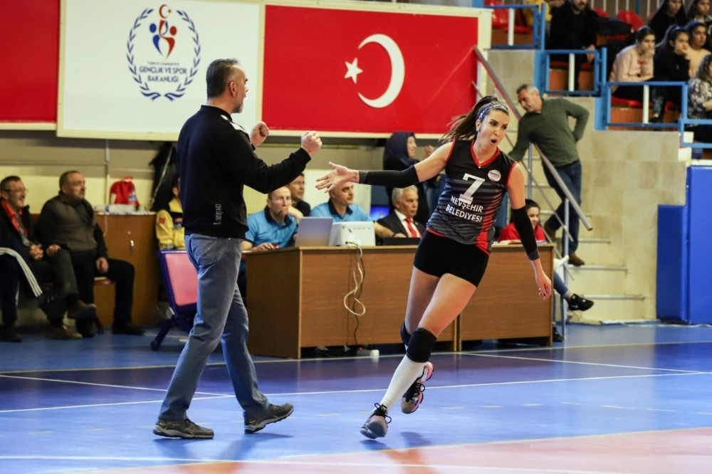 Voleybolda, Nevşehir Belediyespor’un play-off rakipleri belli oldu 