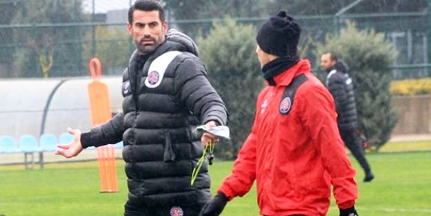 Volkan Demirel ilk idmanına çıktı