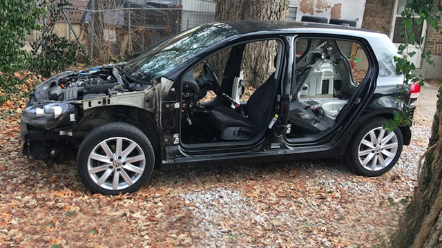 Volkswagen sahipleri araçlarını söküyor!