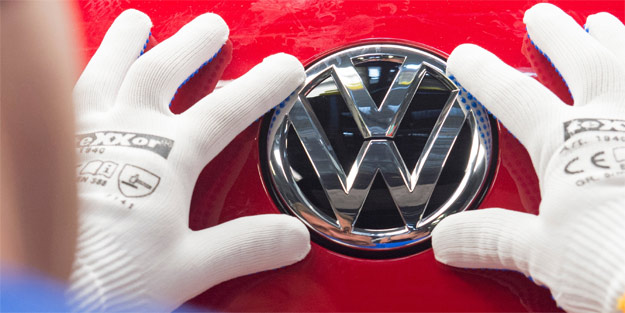Volkswagen'e bir darbe de Almanya'dan!