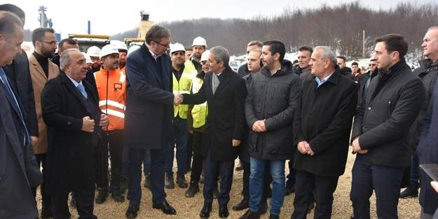 Vuciç, Türk firmasının üstlendiği otoyol çalışmasını ziyaret etti! Açılışı Erdoğan ile yapacaklar