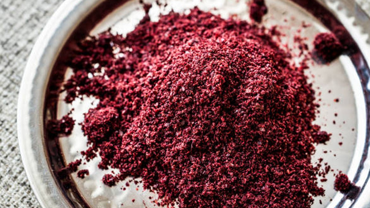 Vücudu baştan aşağı yeniliyor! Herkesin bilip kullandığı baharat