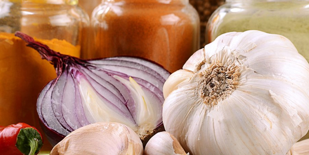 Vücudu tertemiz yapan soğan ve sarımsak kürü 21 günde vücudu temizliyor!