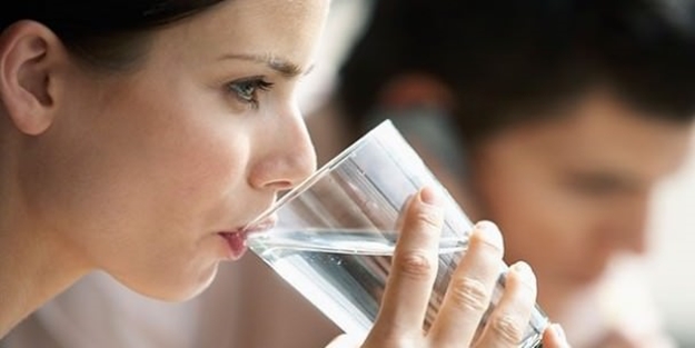 Vücudun susuz kalması, beyin kanaması riskini artırıyor