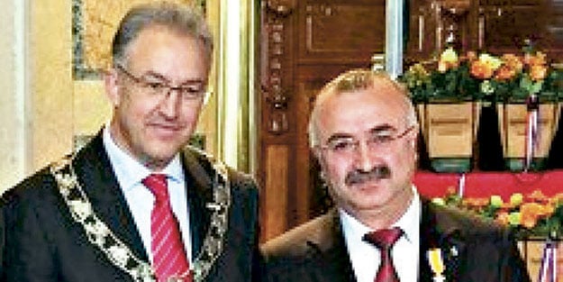  ‘Vur emri’ FETÖ’cü alçaktan