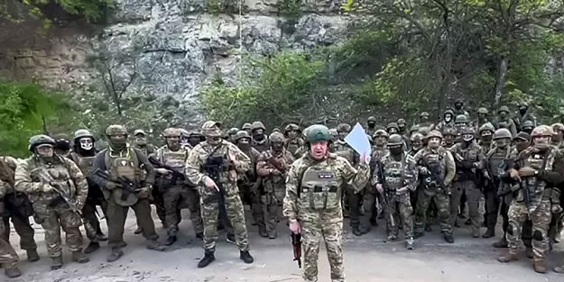 Wagner izin istedi! "Çeçenlere bırakalım"