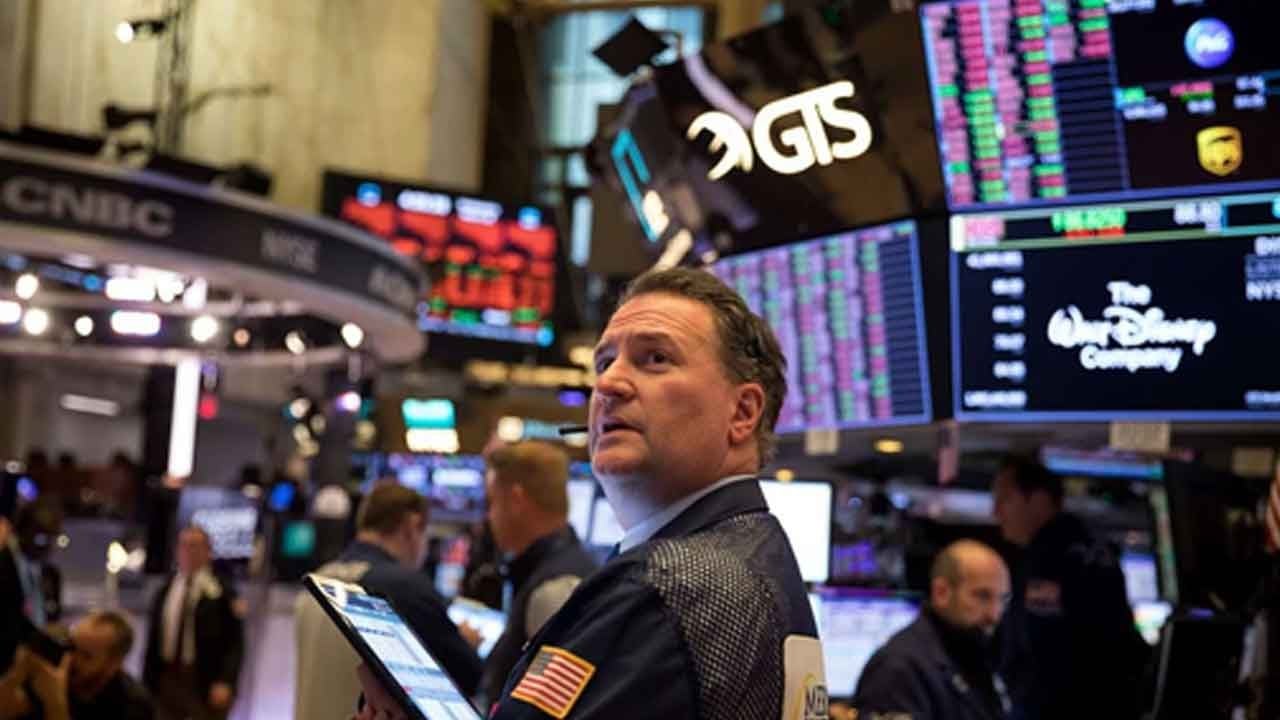 Wall Street’te bayram havası! Dow Jones 50 bin barajını devirdi: Tarihi rekor geldi