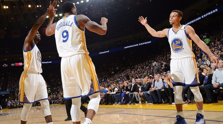 Warriors seriye bağladı...