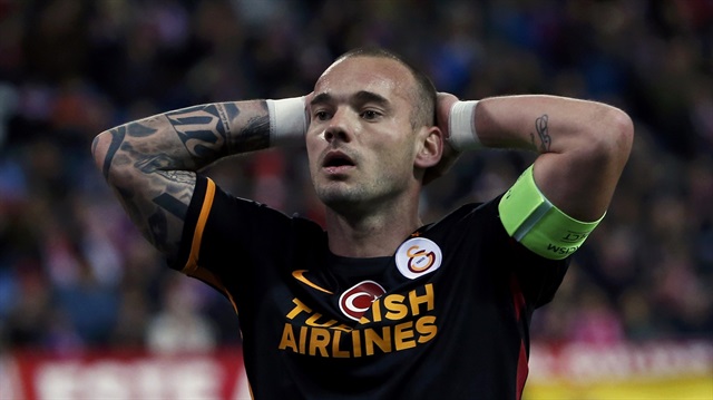Wesley Sneijder geriye gidiyor