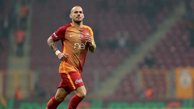 Wesley Sneijder şaka yapmış