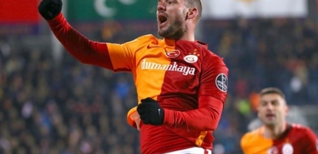 Wesley Sneijder'e baba parası!