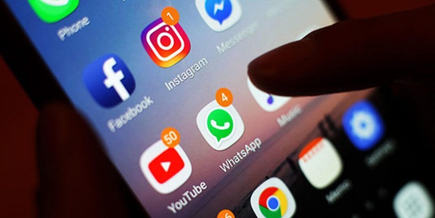 Whatsapp, Facebook ve Instagram çöktü mü? Resmi açıklama geldi