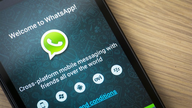 WhatsApp ve sosyal ağlar çöktü