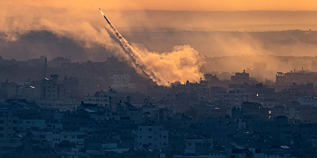 WSJ'den skandal çağrı: Türkiye'ye gidin