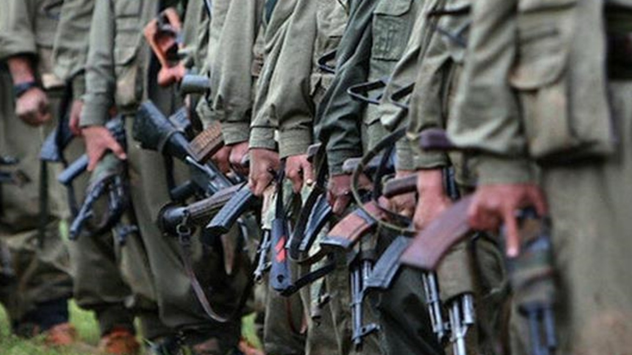 Ya silahları gömecekler ya da gömülecekler! Baronların son şansı