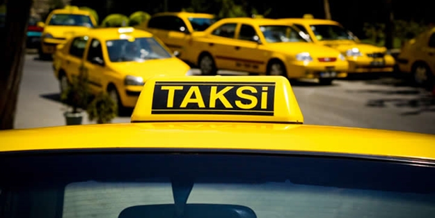 Yabancı turiste İstanbul'u tur attıran taksici kendini böyle savundu