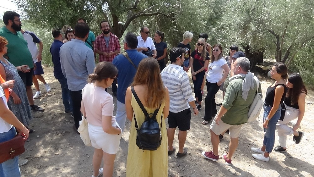 Yabancı üniversite öğrencileri Antandros’u gezdi 