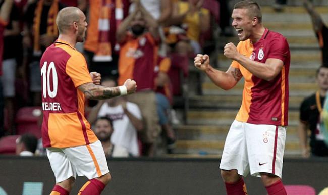 Yabancılardan başkana telefon!