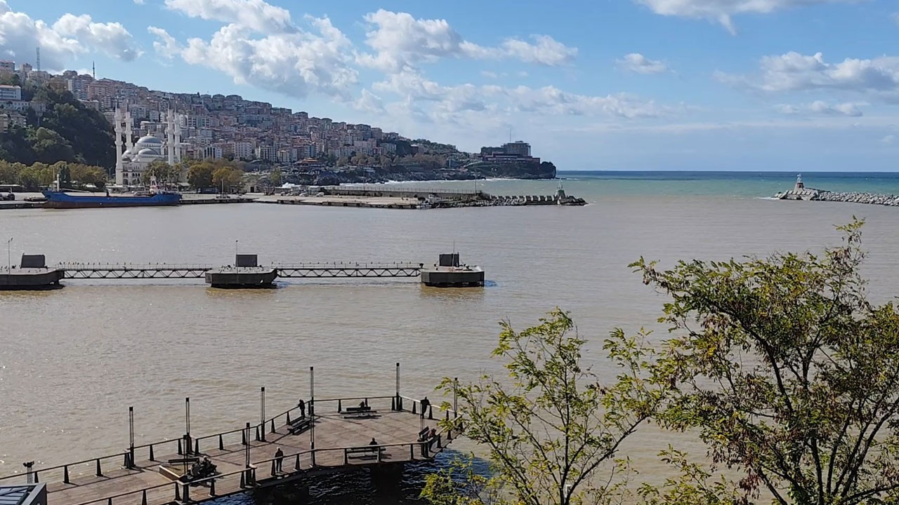 Yağış sonrası şaşırtan manzara! Adeta çamura döndü