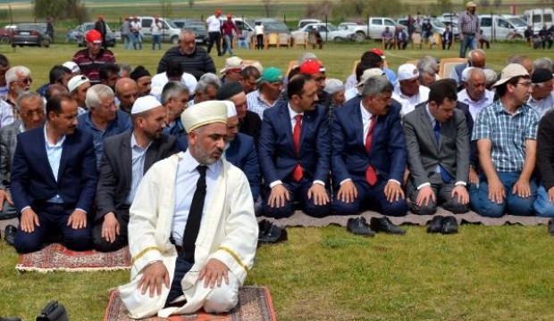 Yağmur duası yapılırken yağış başladı!
