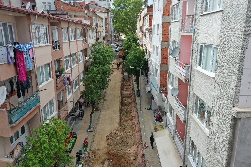 Yağmur suyu hattının bin 727 metrelik kısmı tamamlandı 