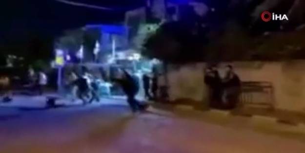 Yahudi yerleşimciler yurtlarından zorla çıkardıkları Filistinlilere saldırdı!