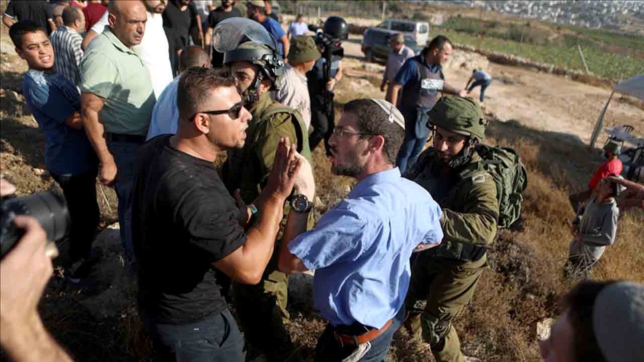 Yahudiler geçen ay 700 Filistinlinin evine el koydu!