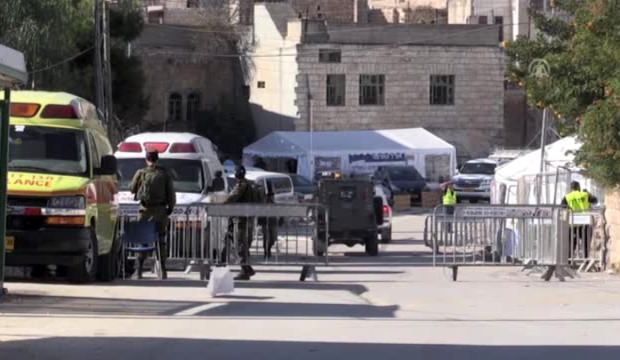 Yahudiler Sare Bayramı nedeniyle Harem-i İbrahim Camii'ne baskın yaptı