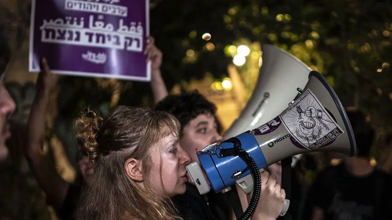 Yahudiler sokaklara indi: Netanyahu gitsin, Araplarla ortak hükümet kurulsun