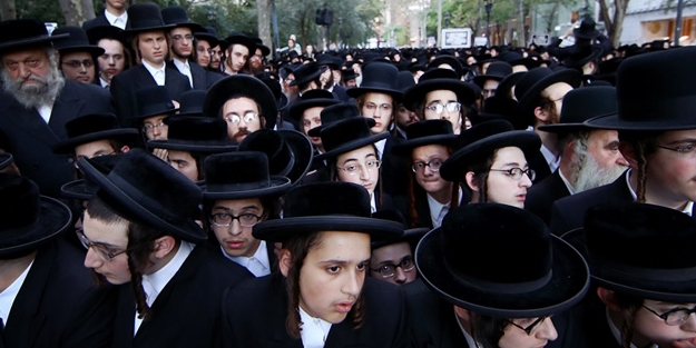Yahudilerden terör devleti İsrail'e BM önünde protesto!